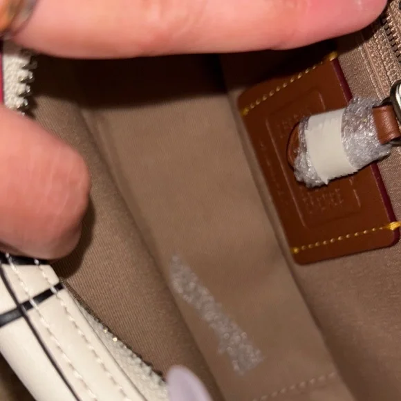 Coach Cherry Carmen Bag - Picture 5 of 7